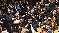 Vídetí filharmonikové, které dirigoval Andris Nelsons, uzaveli Praské jaro...