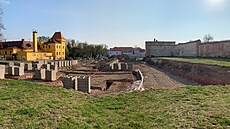 Pohled na stavbu v Domově "Bez zámků" Tuchořice (04/2022). Pohled na stavbu v Domově "Bez zámků" Tuchořice (04/2022).