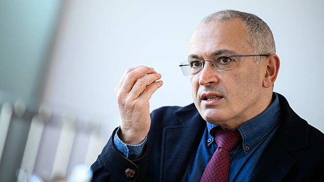 Znm oponent Kremlu Michail Chodorkovskij v Berln (23. kvtna 2022)