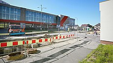 Původní projekt na úpravu náměstí u Korintu měl stát tři miliony. Původní projekt na úpravu náměstí u Korintu měl stát tři miliony.