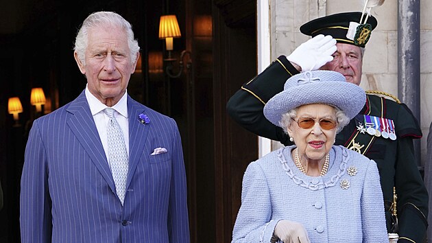 Princ Charles a krlovna Albta II. (Edinburgh, 30. ervna 2022)