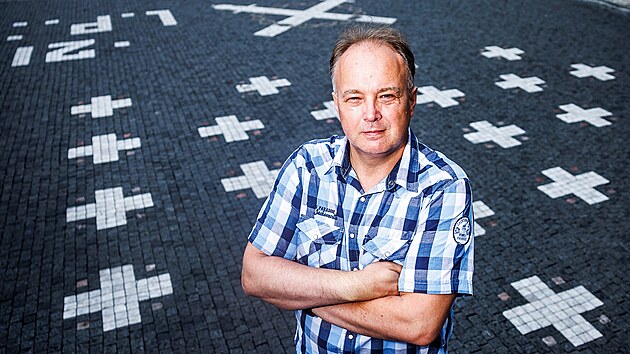 Pavel Juřík. Ekonom, jehož vášní je historie. Jeho první knihy byly zaměřené na... Pavel Juřík. Ekonom, jehož vášní je historie. Jeho první knihy byly zaměřené na...