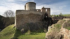 Dálková poutní stezka Husova cesta měří 800 kilometrů. Vede z Prahy přes hrad...