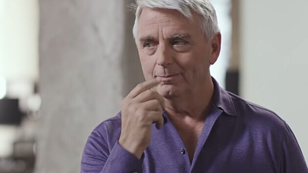 John Riccitiello John Riccitiello
