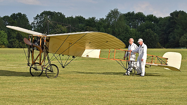 Bleriot XI (Shuttleworth Collection)