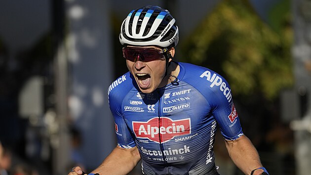 Belgický cyklista Jasper Philipsen oslavuje vítězství ve 21. etapě Tour de... | na serveru Lidovky.cz | aktuální zprávy Belgický cyklista Jasper Philipsen oslavuje vítězství ve 21. etapě Tour de... | na serveru Lidovky.cz | aktuální zprávy