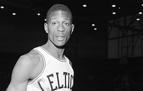 Bill Russell v roce 1956, kdy oblékl dres Boston Celtics poprvé.