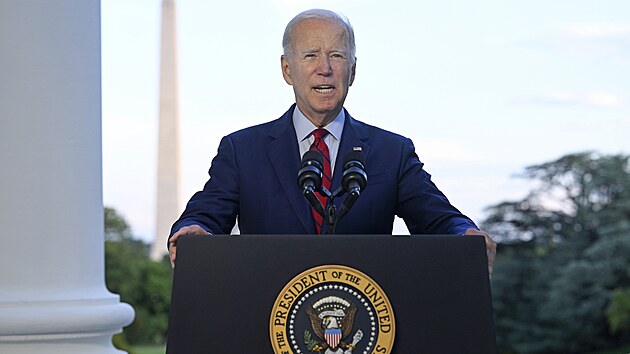 Prezident Joe Biden ped Blm domem oznamuje, e americk bezpilotn letoun zabil vdce Al-Kidy Ajmna Zavahrho. (1. srpna 2022)