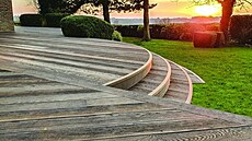 Terasa Millboard přináší dokonalou imitaci dřeva a nevyžaduje údržbu Terasa Millboard přináší dokonalou imitaci dřeva a nevyžaduje údržbu