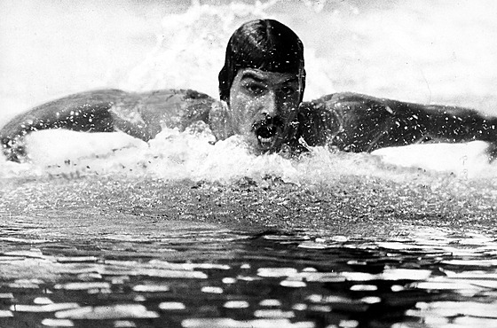 Mark Spitz bhem olympijského závodu v Mnichov 1972