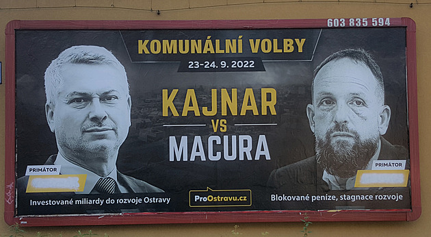 Souasná podoba rozporuplného billboardu v Ostrav. Podobizny zstaly, petená...