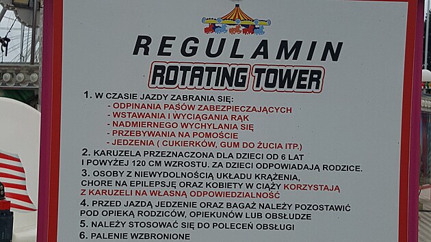 Informan tabule k havovsk atrakci Rotating Tower v poltin. (3. z 2022)