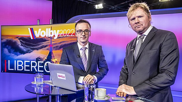 Primátorskou superdebatu moderují Vladimír Vokál a Jaroslav Plesl.