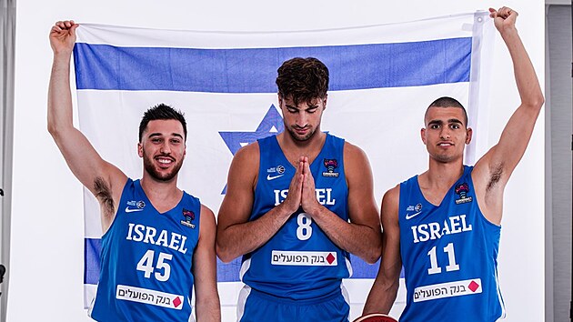 Tamir Blatt, Deni Avdija a Yam Madar (zleva) jsou budoucnost izraelskho basketbalu.