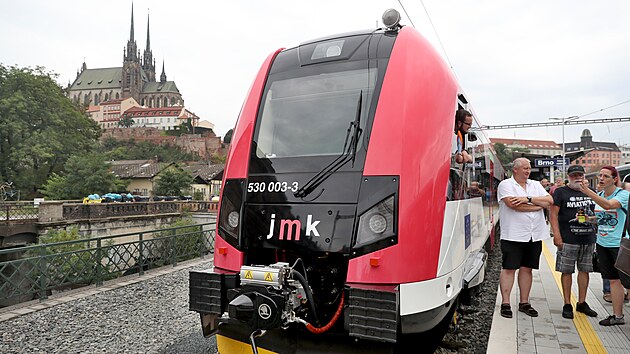 Pedstaven vlak Moravia od kody Transportation, kter si objednal Jihomoravsk kraj. (z 2022)