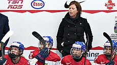 Trenérka eských hokejistek Carla Macleodová a její svenkyn