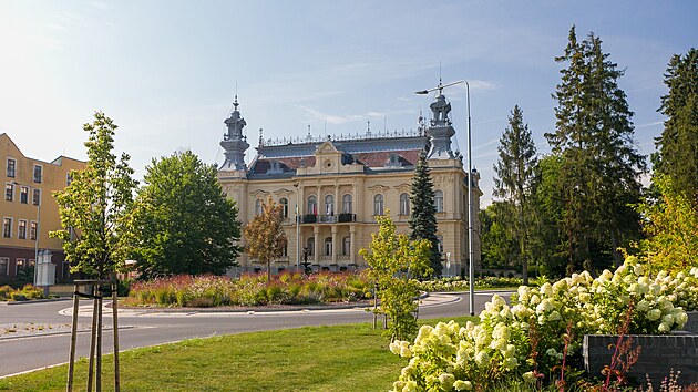 Langerova vila ve Svitavch prola citlivou rekonstrukc. Od roku 1933 je ve vlastnictv msta.