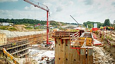 Na snímku je budoucí tunel na dálnici D3 v eských Budjovicích. (26. srpna...