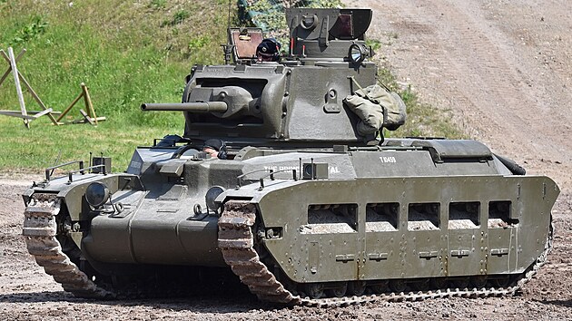 S britskmi pchotnmi tanky Matilda II mli nmet tankist velk problmy ve Francii a nsledn v severn Africe.