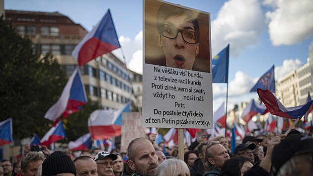 Demonstrace esk republika na 1. mst s nzvem Nensiln revoluce v Praze. (28. z 2022)