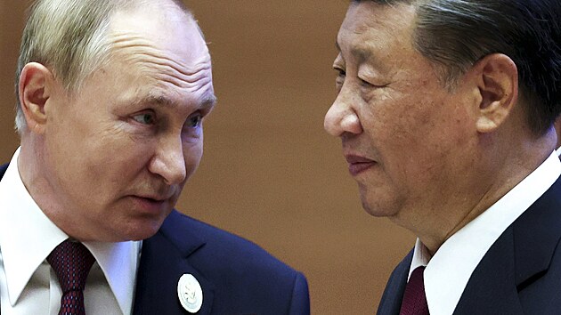 Vladimir Putin se v uzbeckm Samarkandu setkal s nskm prezidentem Si in-pchingem. (16. z 2022)
