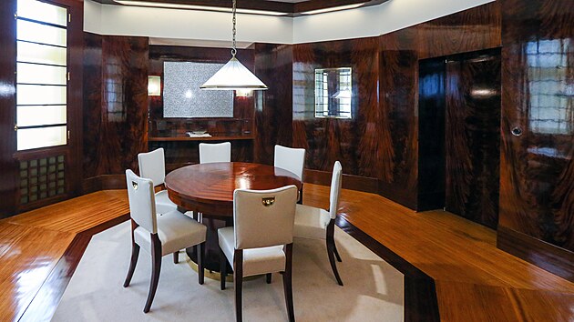 Semlerova rezidence s nově restaurovanými vzácnými interiéry na Klatovské třídě 110 v Plzni (19. 9. 2022)