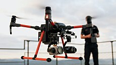 Drony v Hensku nalétaly tém 10 tisíc kilometr
