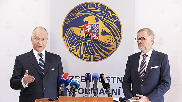 Premiér Petr Fiala a éf BIS Michal Koudelka