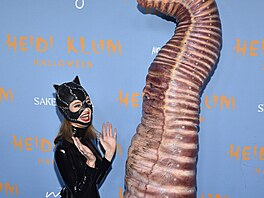 Leni Klumová a Heidi Klumová na halloweenské party modelky (New York, 31. íjna...