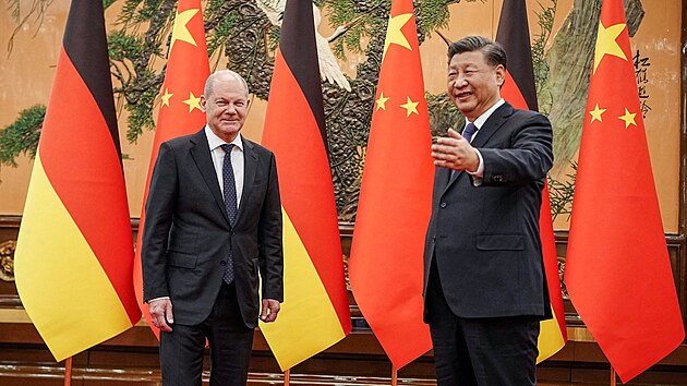 Nmeck kancl Olaf Scholz se v Pekingu setkal s nskm prezidentem Si in-pchingem. (4. listopadu 2022)