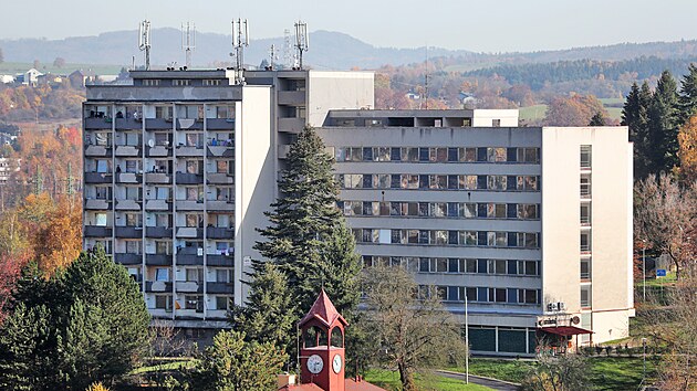 Karlovarská ubytovna Drahomíra se má po přestavbě přeměnit na startovací byty pro mladé. Nová ubytovna má mít vyšší standard.