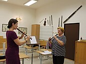 Ředitelka Základní umělecké školy v Litoměřicích Dominika Valešková (vlevo)... Ředitelka Základní umělecké školy v Litoměřicích Dominika Valešková (vlevo)...