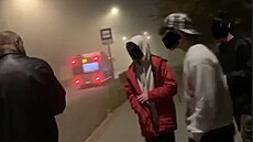 Policie zatím chytili dva z party mladíků, kteří přepadli muže na Pražském... Policie zatím chytili dva z party mladíků, kteří přepadli muže na Pražském...
