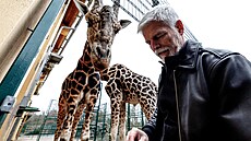 Generál Petr Pavel navštívil v rámci své prezidentské kampaně plzeňskou zoo....