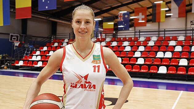 Nov posila basketbalistek Slavie Praha Kateina Suchanov, rozen Elhotov