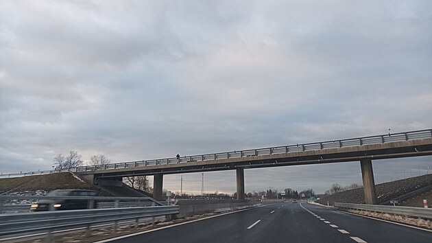 Řidiči najeli na nový úsek dálnice D35.