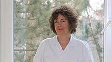 Lidským zádům vadí dlouhé sezení stejně jako velká fyzická zátěž, říká primářka... Lidským zádům vadí dlouhé sezení stejně jako velká fyzická zátěž, říká primářka...