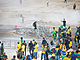 Pznivci brazilskho exprezidenta Bolsonara vnikli do budovy parlamentu a...