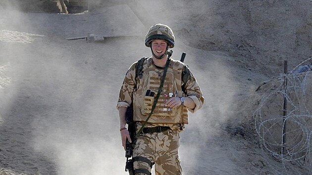 Princ Harry v Afghnistnu (Garmisir, 2. ledna 2008)