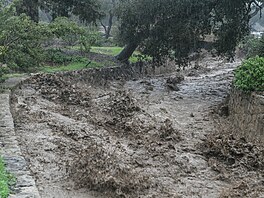 Kalifornii zasáhla silná boue 5 let poté, co si sesuv pdy v kalifornském...