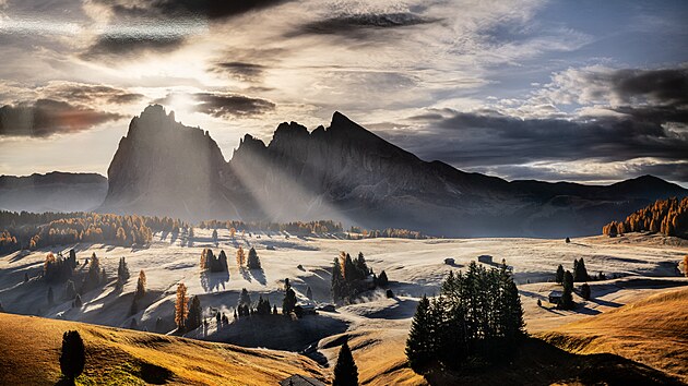 Výstavu velkoformátových fotografií a panoramat krajinářského fotografa a horolezce Ladislava Kamaráda hostí Galerie města Přerova.