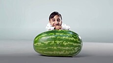 Afshin Ghaderzadeh je nejmenším mužem světa. Afshin Ghaderzadeh je nejmenším mužem světa.