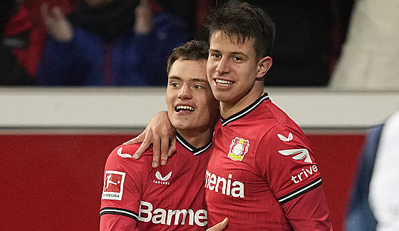 Budoucnost Leverkusenu v objetí, Florian Wirtz pihrával, Adam Hloek vstelil...