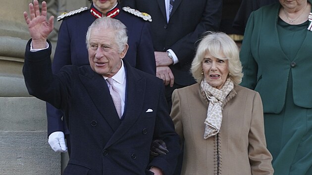Krl Karel III. a krlovna cho Camilla (Bolton, 20. ledna 2023)