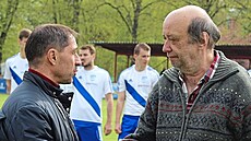 František Dařbujan (vpravo) v dubnu roku 2016, k 60. narozeninám mu gratuloval... František Dařbujan (vpravo) v dubnu roku 2016, k 60. narozeninám mu gratuloval...