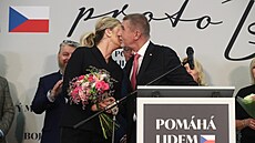 Za podporu podkoval Andrej Babi hlavn své manelce Monice. (28. ledna 2023)