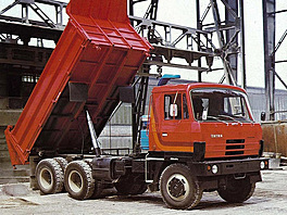 Tístranný skláp Tatra 815, rozmrový výkres