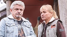 Michal Suchánek a Pavla Tomicová v seriálu Zoo (2023)