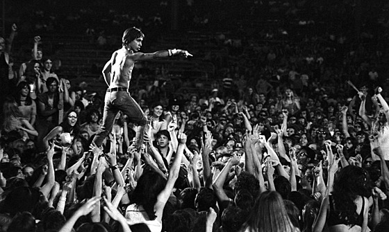 Iggy Pop na festivalu v Cincinnati ve stát Ohio (13. ervna 1970)