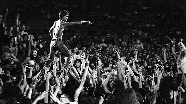 Iggy Pop na festivalu v Cincinnati ve stt Ohio (13. ervna 1970)
